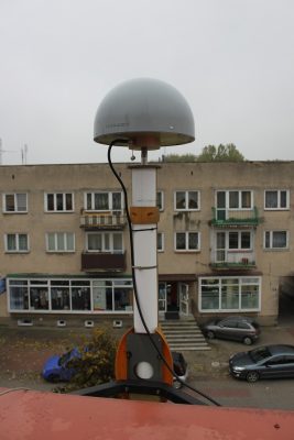 brsk_ant Antena stacji referencyjnej